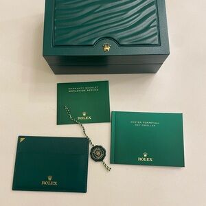 Rolex Green Box with Booklets and Seal
